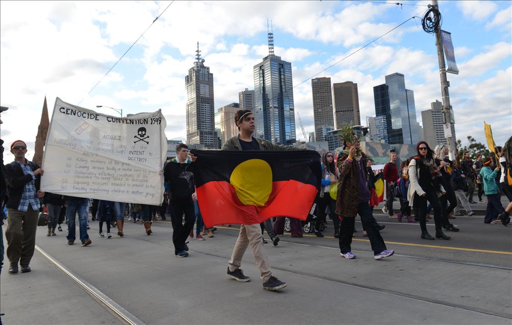 Melbourne'de Aborjin hakları için protesto düzenlendi