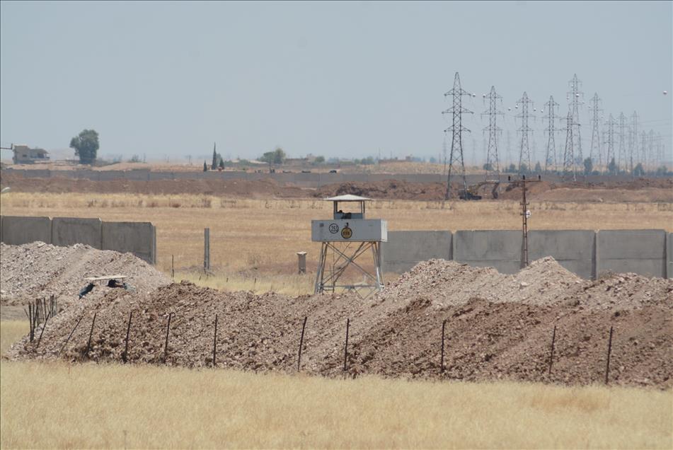 Suriye sınırındaki "hendek'' önlemi