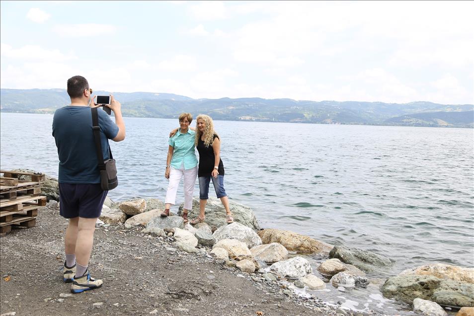 Sapanca Gölü eski günlerine döndü