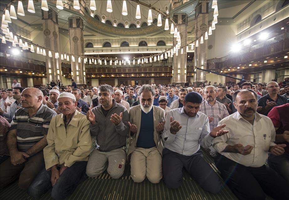 Başkentte Kadir Gecesi