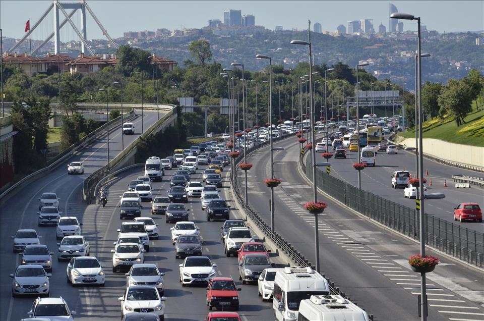İstanbul trafiğinde bayram yoğunluğu