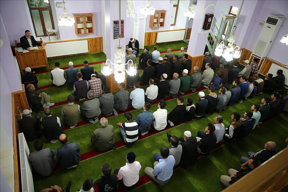 Erzincan'da bayram namazı