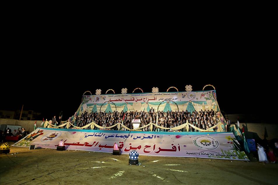 Mass wedding ceremony in Gaza