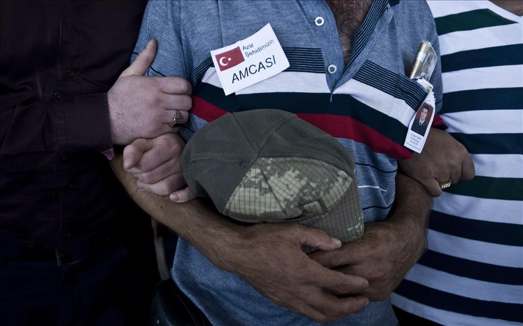 Şehit astsubay son yolculuğuna uğurlanıyor
