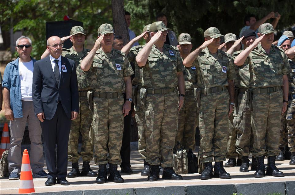 Şehit astsubay son yolculuğuna uğurlanıyor