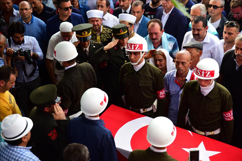 Şehit er Barış Akkabak toprağa verildi