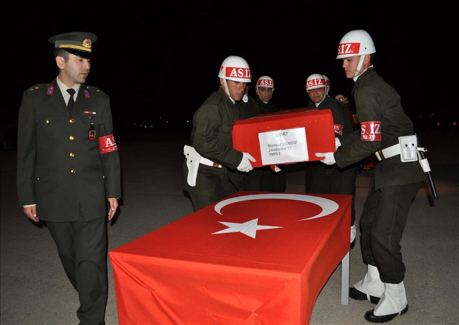 Ağrı'daki jandarma karakoluna intihar saldırısı