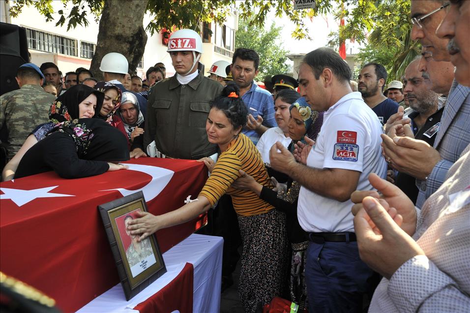 Şehit er Barış Akkabak toprağa verildi