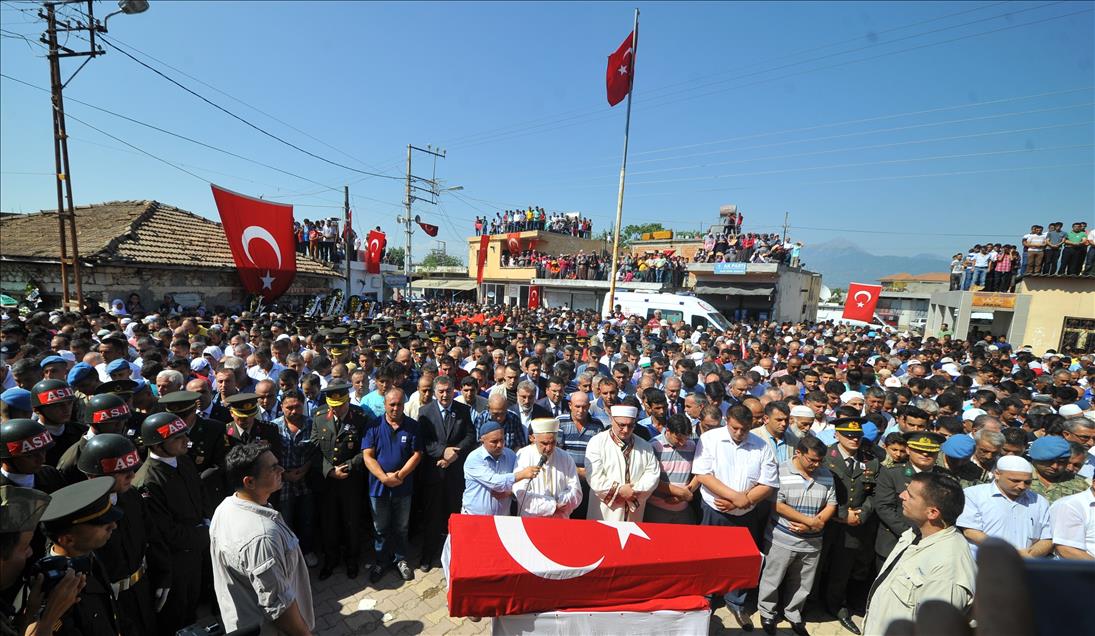 Şehit uzman çavuş son yolculuğuna uğurlandı