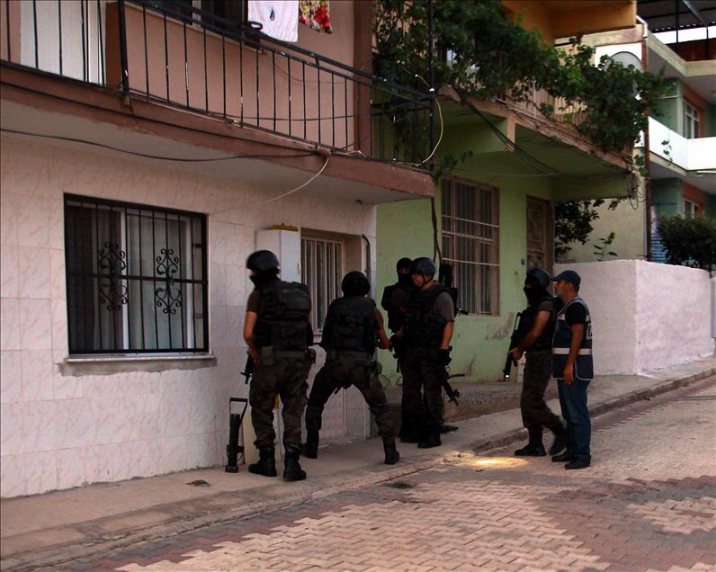 İzmir'de terör operasyonu