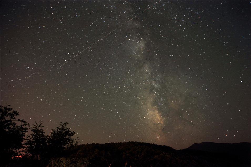 Bursa'da meteor yağmuru gözlemlendi
