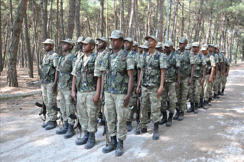 Somali'nin astsubayları Balıkesir'de eğitiliyor