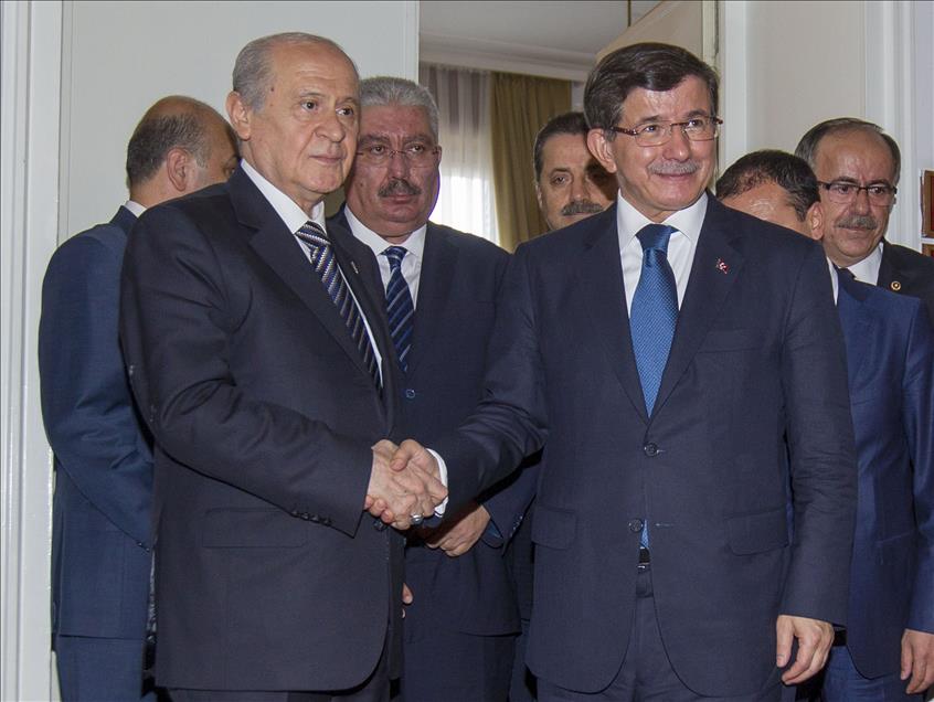 Davutoğlu-Bahçeli görüşmesi sona erdi