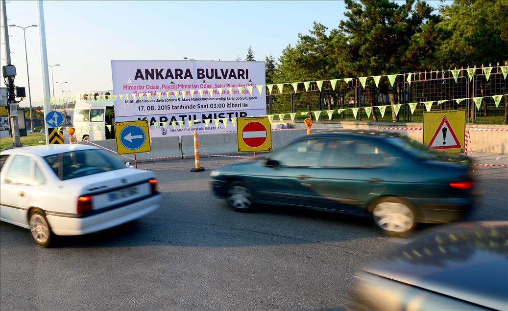 Ankara Bulvarı trafiğe kapatıldı