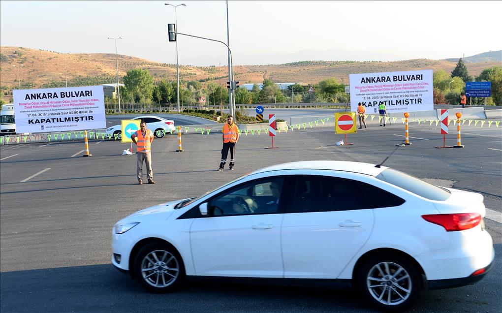 Ankara Bulvarı trafiğe kapatıldı