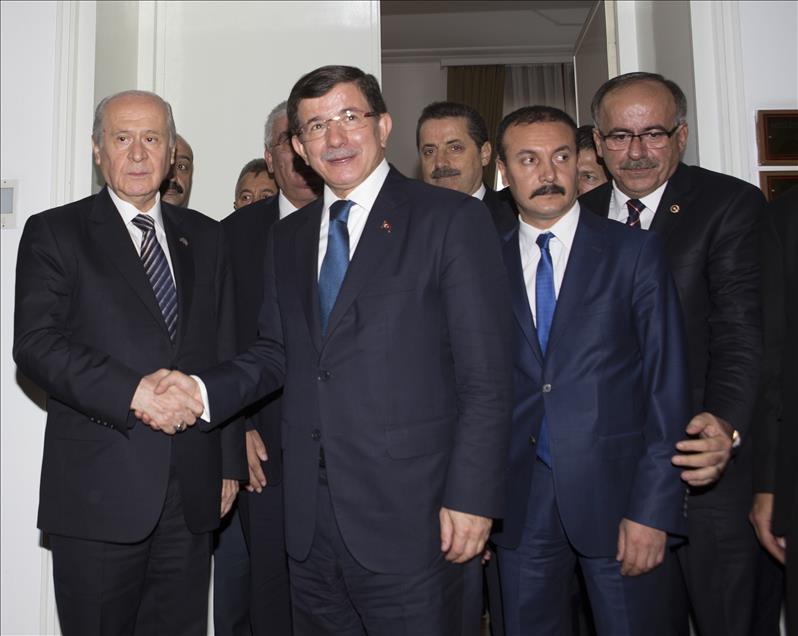 Davutoğlu - Bahçeli görüşmesi sona erdi