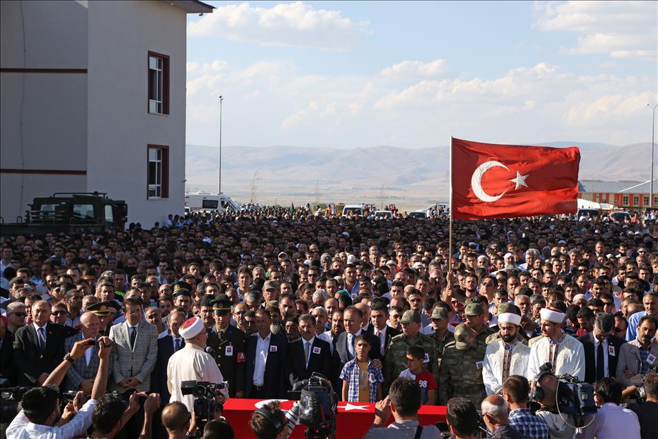 Diyarbakır-Bingöl karayolundaki çatışma