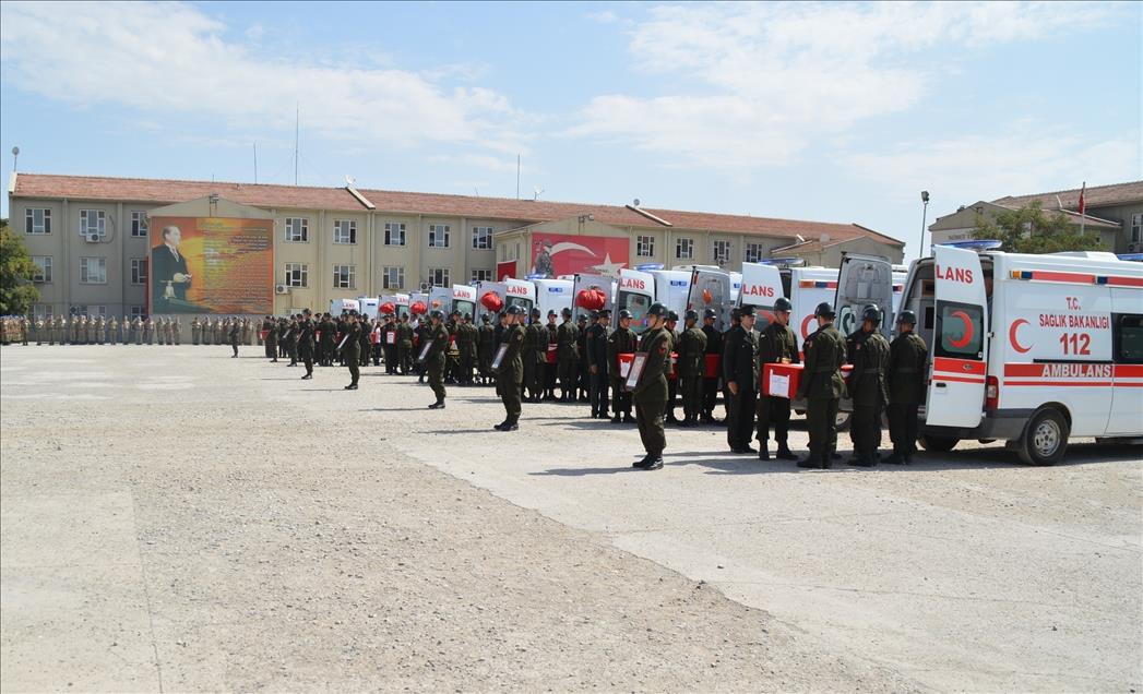 Şehitlerimizi uğurluyoruz
