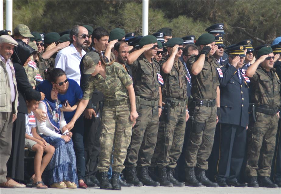 Şehitlerimizi uğurluyoruz