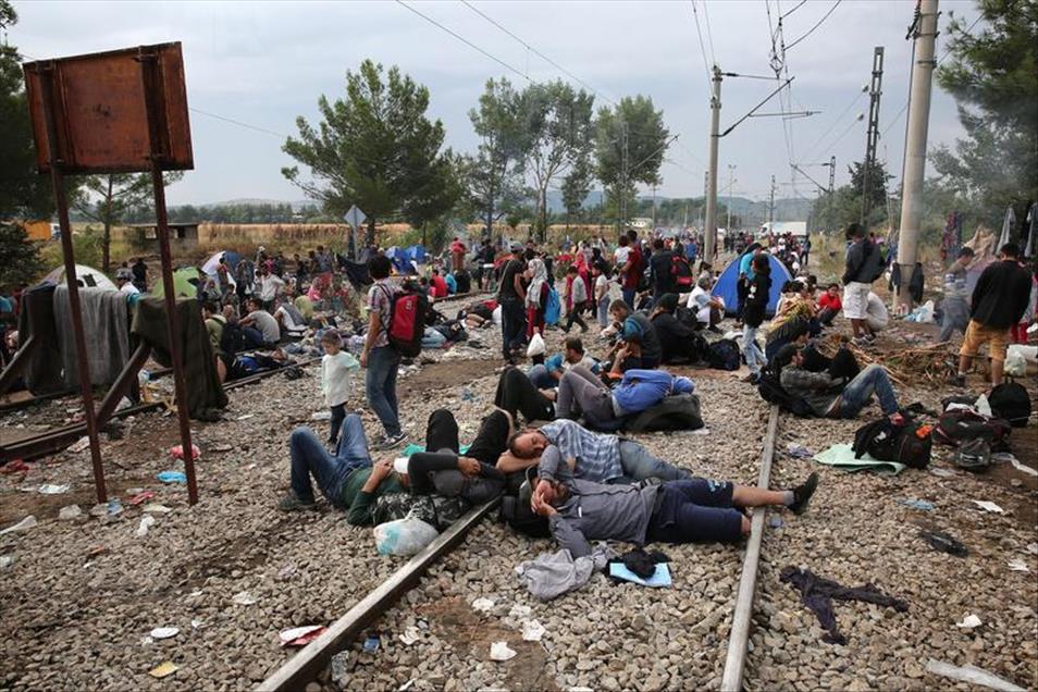 Migrants Attempt To Get Through The Greek/Macedonian Border