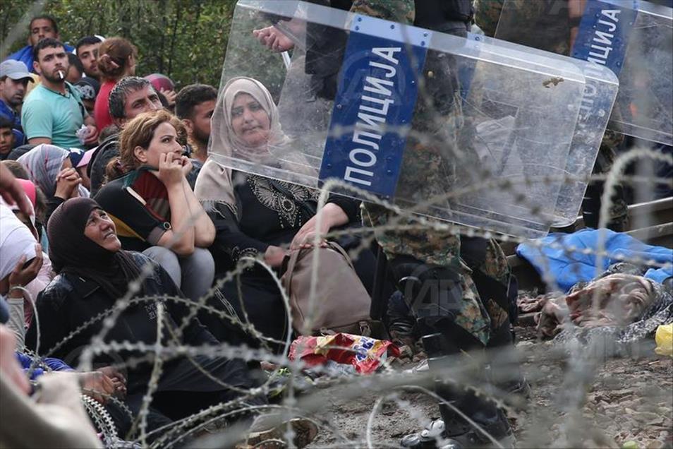 Migrants Attempt To Get Through The Greek/Macedonian Border