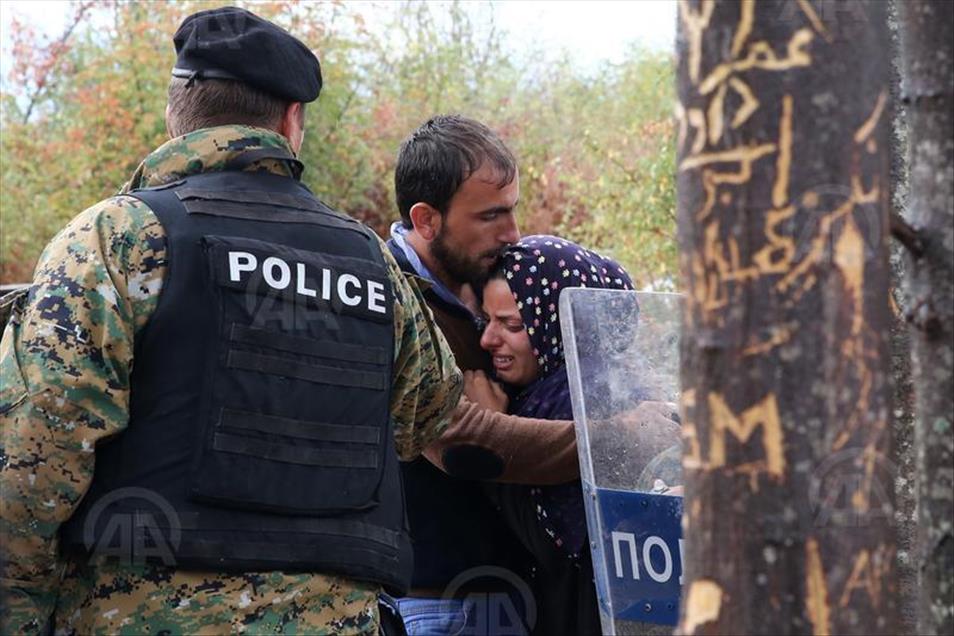 Migrants Attempt To Get Through The Greek/Macedonian Border