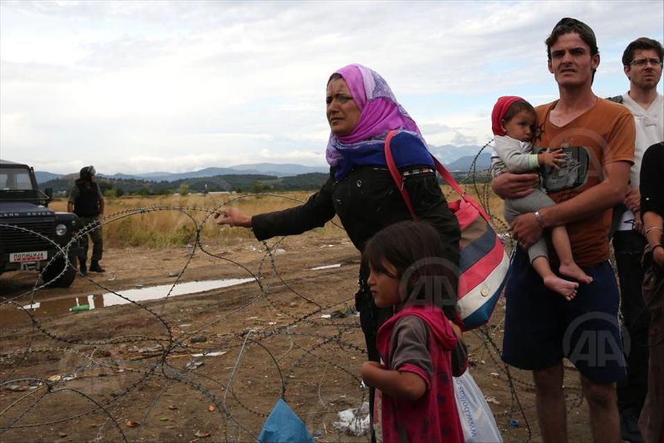 Migrants Attempt To Get Through The Greek/Macedonian Border