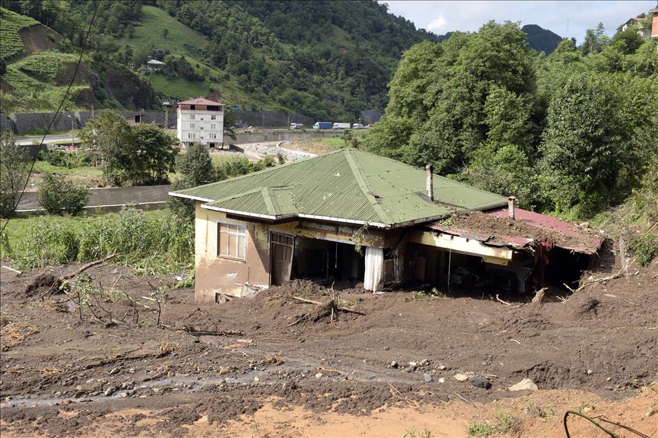 Artvin'deki sel ve heyelan