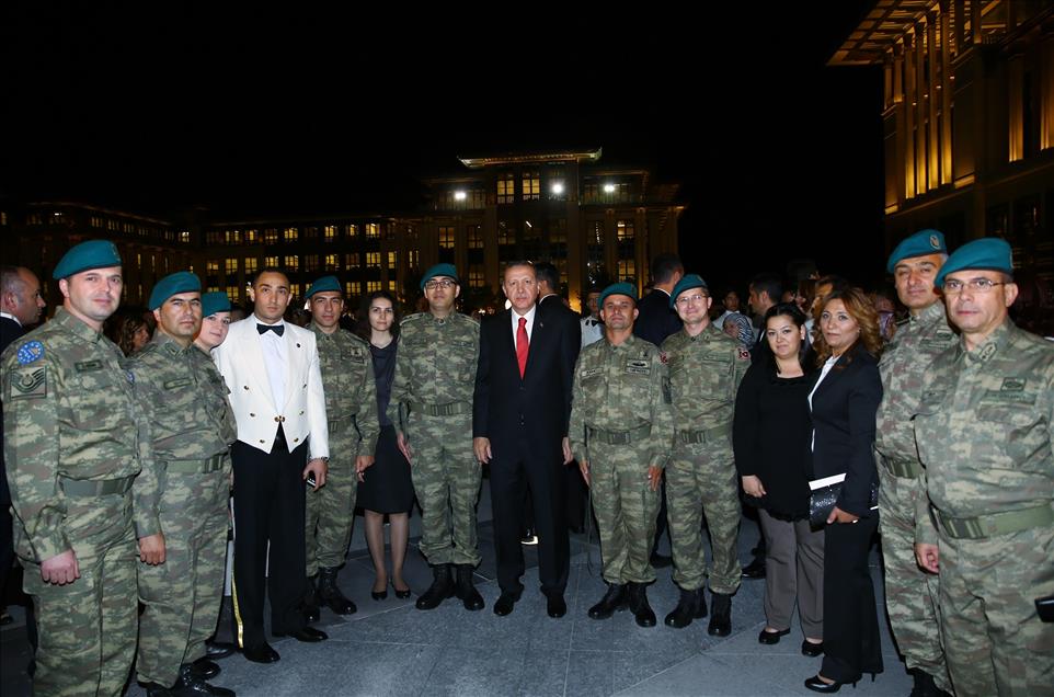 "Başkomutan" sıfatıyla Cumhurbaşkanlığı Külliyesinde ilk resepsiyon