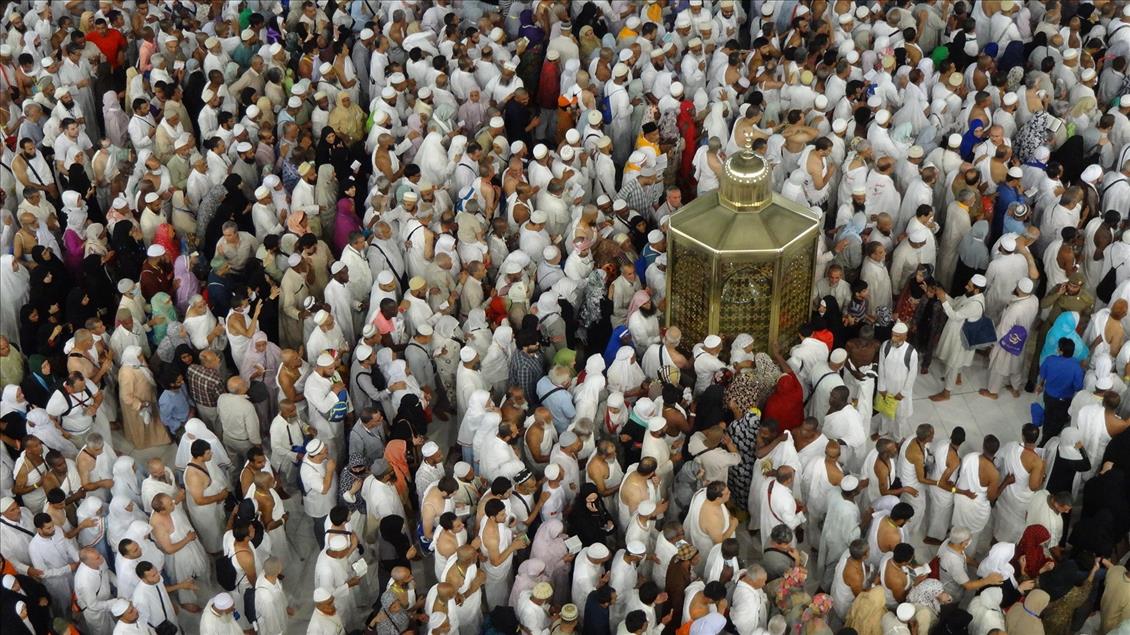 Milyonlar Kabe'de