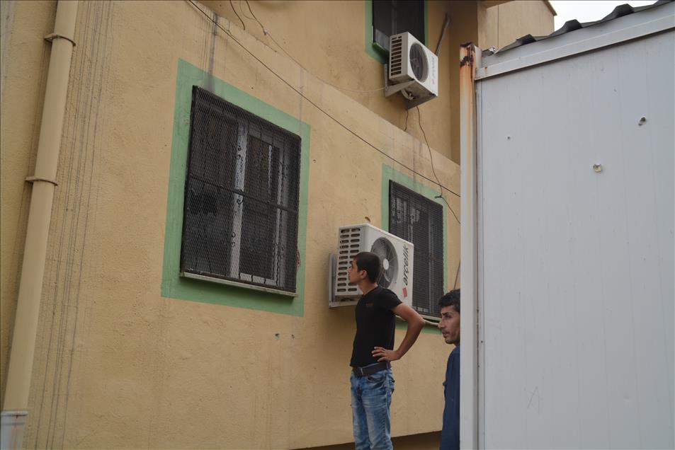 Cizre'de teröristler eğitim kurumlarını da hedef almış