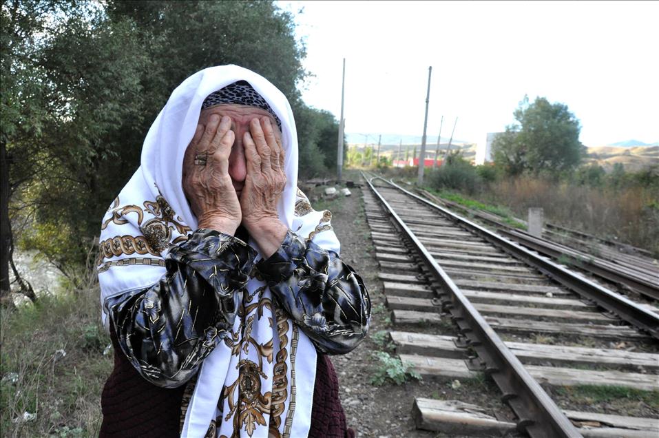 Ahıska Türkleri "ayrılığın başladığı" eski tren istasyonunda