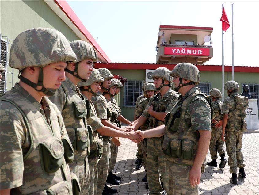 Mehmetçik bayramda nöbette
