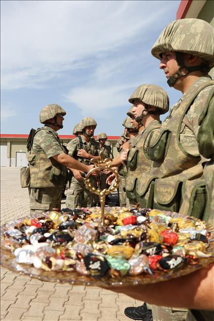 Mehmetçik bayramda nöbette