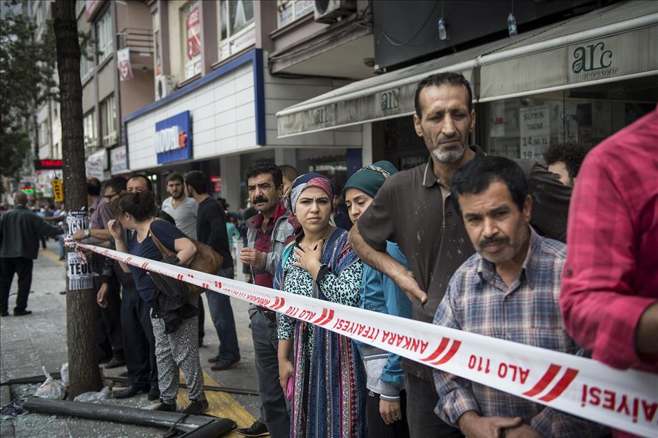 Başkentte otobüs durağında facia