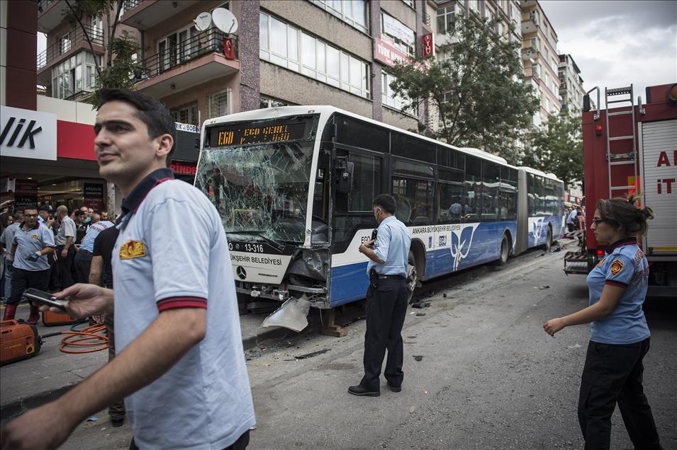 Dikimevi'nde trafik kazası