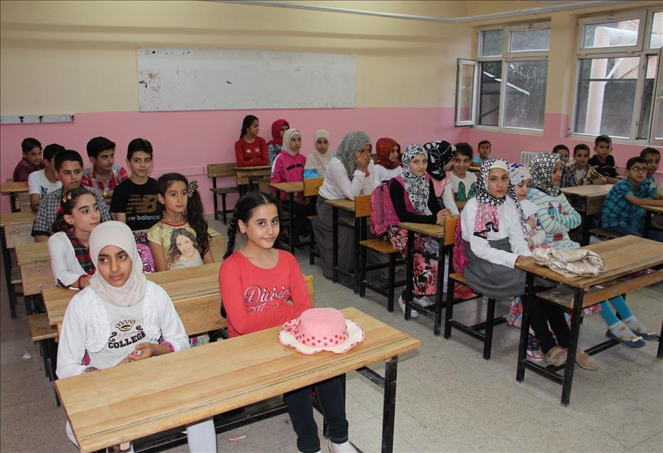 Siirt'teki Suriyeli öğrenciler eğitime başladı