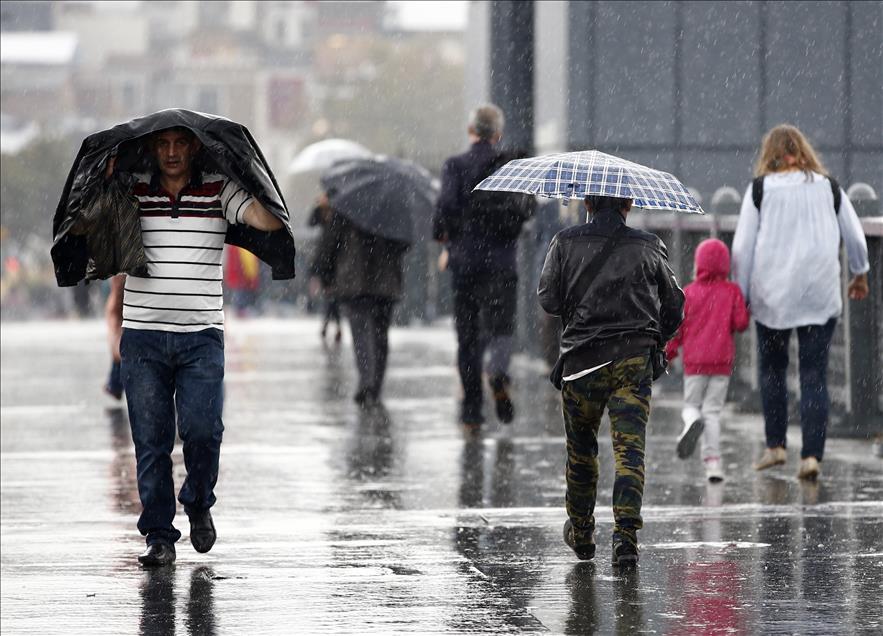 İstanbul'da etkili yağış