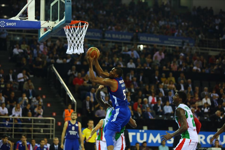 Pınar Karşıyaka-Anadolu Efes