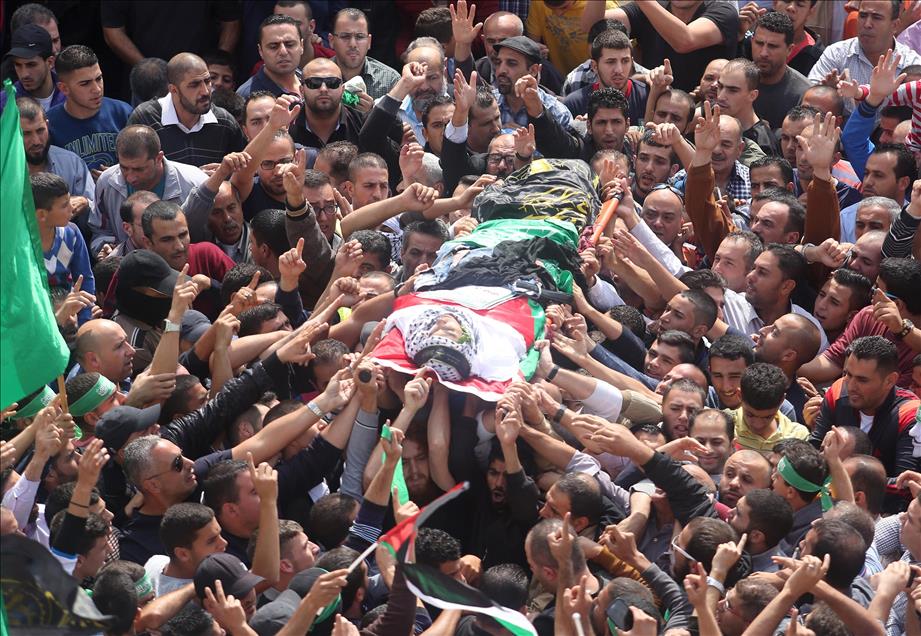 İsrail askerlerinin öldürdüğü Filistinli Halebi'nin cenaze töreni
