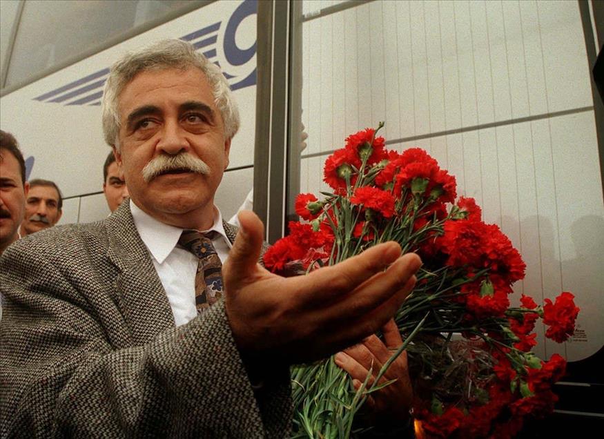 Levent Kırca hayatını kaybetti