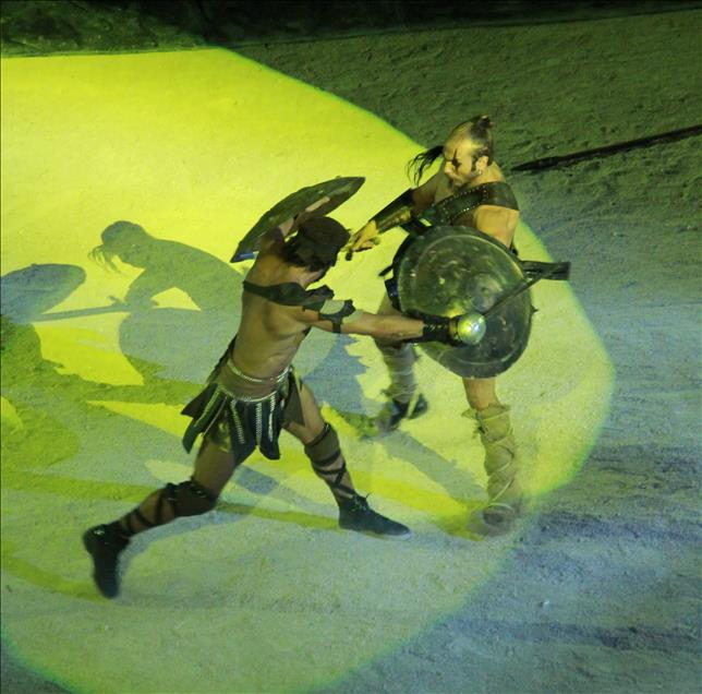 Anadolu Ateşi "Aspendos Efsanesi"ni sahneledi
