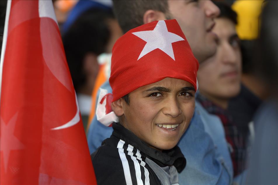 Başbakan Davutoğlu Van'da