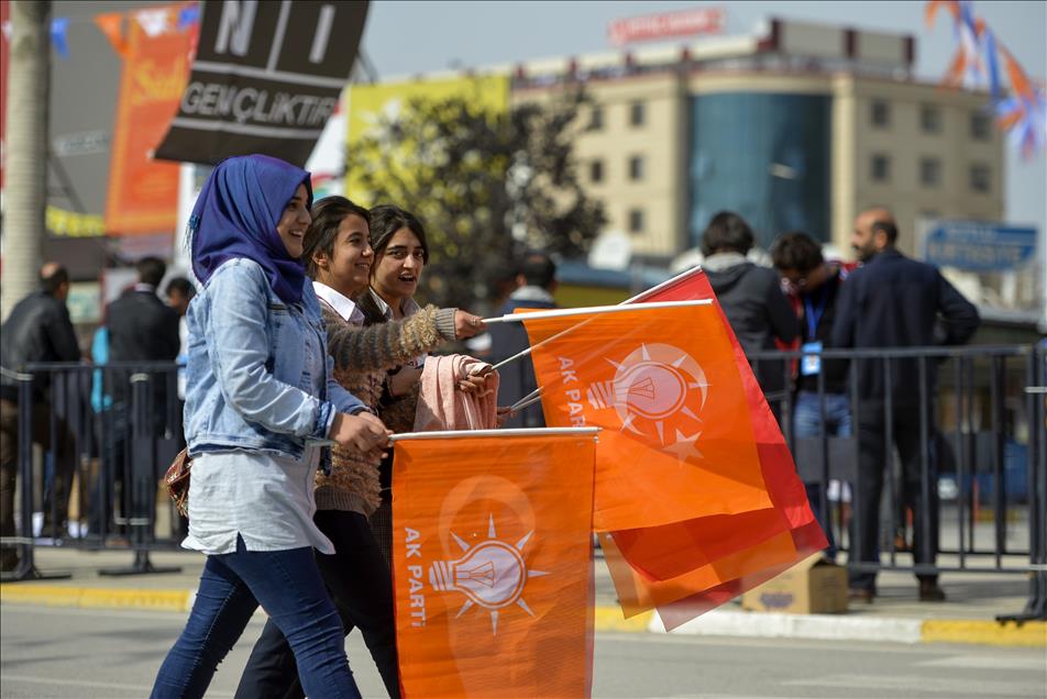 Başbakan Davutoğlu Van'da