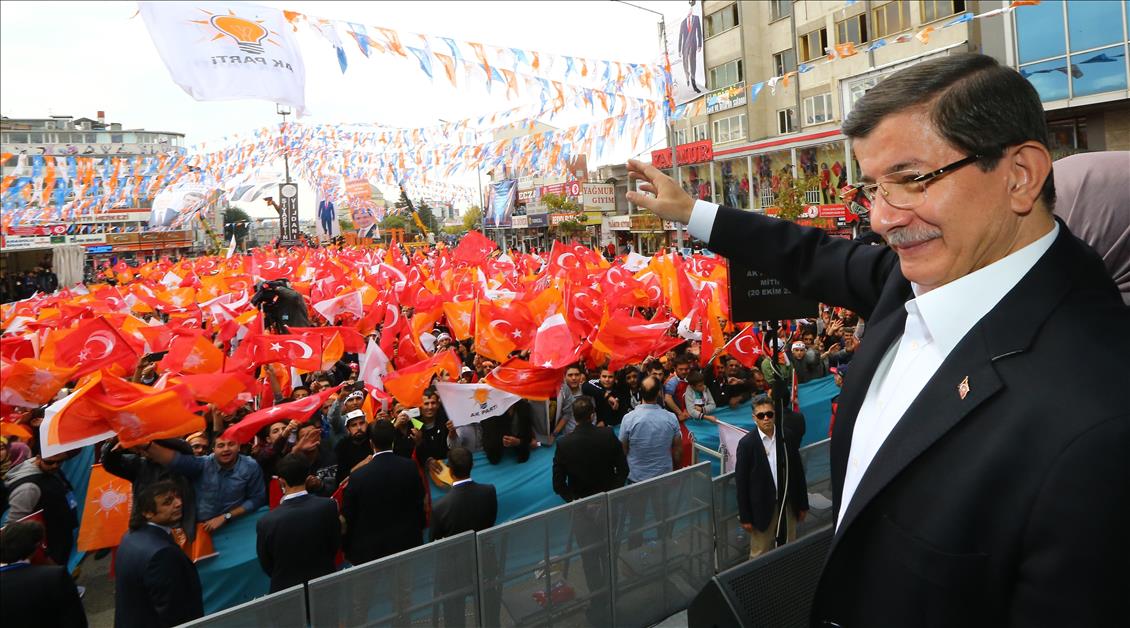 AK Parti Genel Başkanı ve Başbakan Ahmet Davutoğlu Van'da