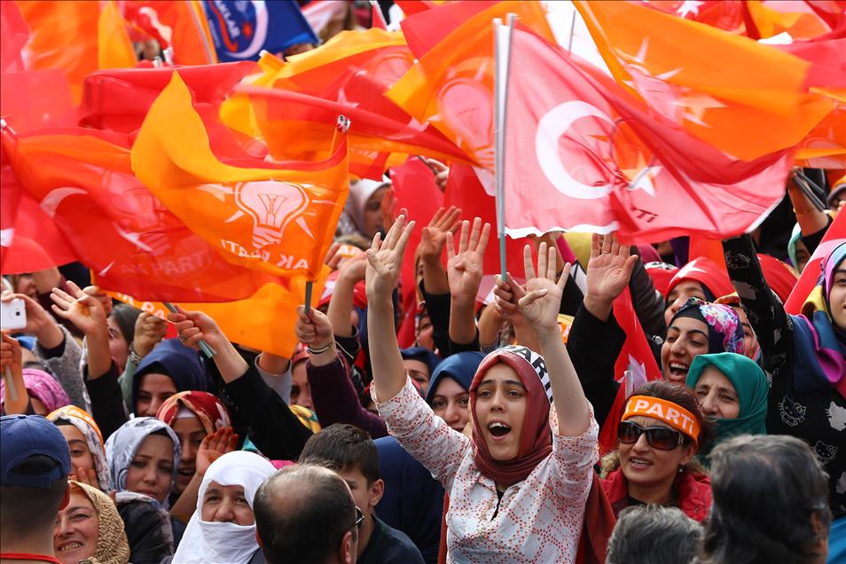 AK Parti Genel Başkanı ve Başbakan Ahmet Davutoğlu Van'da