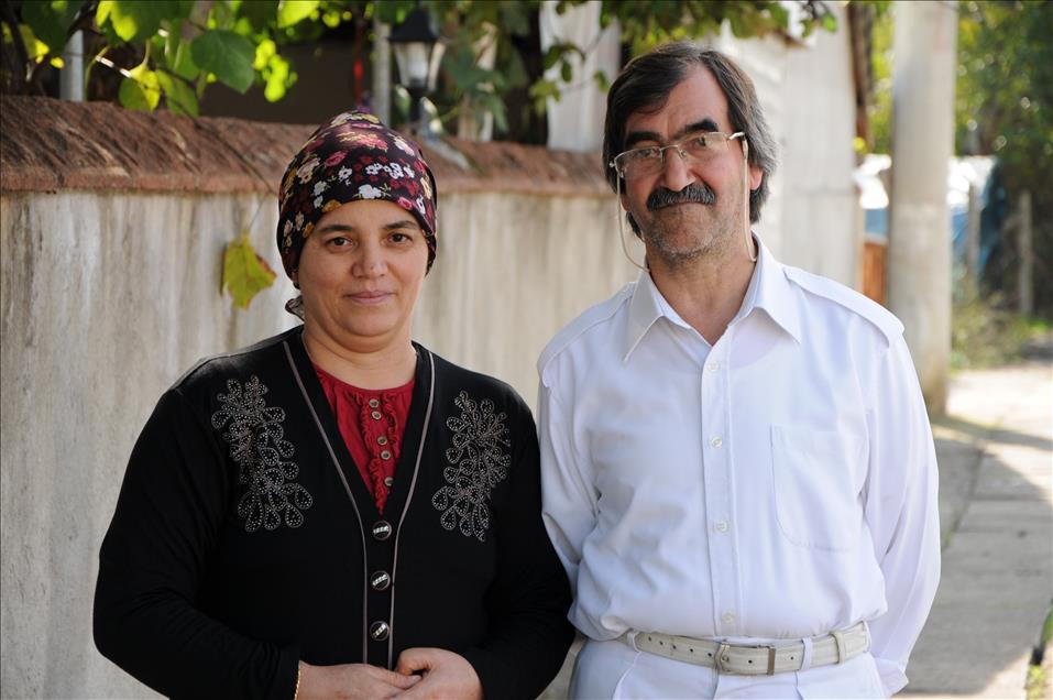 42 yıldır sadece "beyaz" giyiniyor
