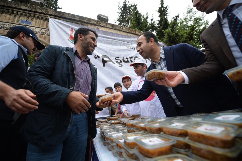 "Peygamberler şehri"nde aşure ikramı