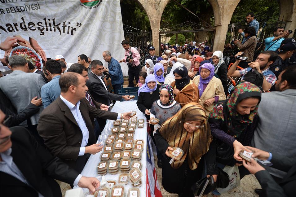 "Peygamberler şehri"nde aşure ikramı