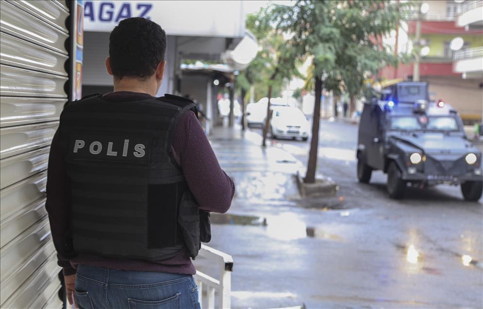 Diyarbakır'da terör örgütü DAEŞ operasyonu